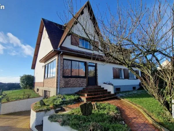 Maison familiale 7 pièces 177 m²