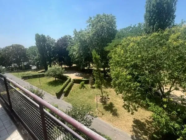 Appartement 4 pièces 81 m²