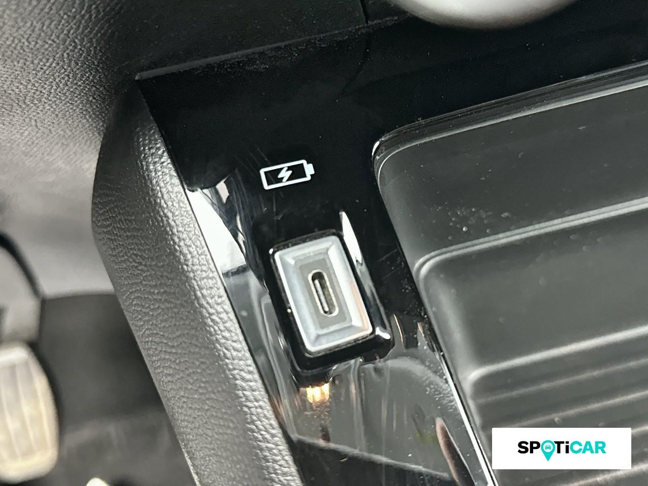 Peugeot 208 1.5 bluehdi 100 premium — photo 16