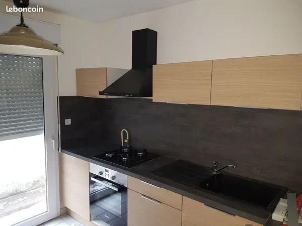 À VENDRE - Vacquerolles - Appartement 52 m² avec jardin