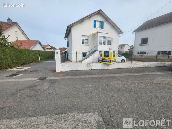 Maison 5 pièces 140 m²