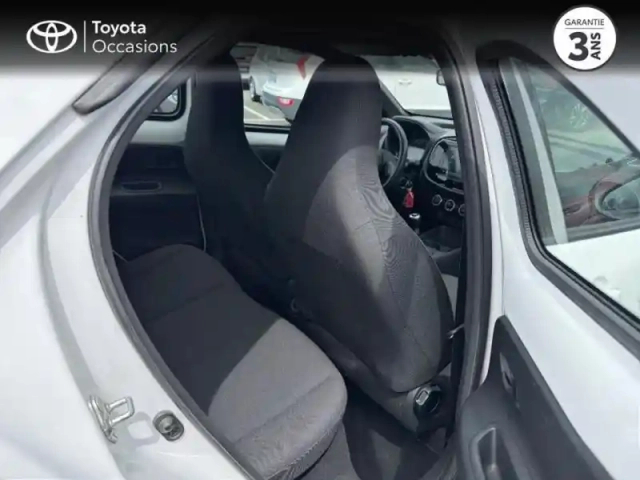 Toyota Aygo X 1.0 vvt-i 72ch dynamic — photo 7