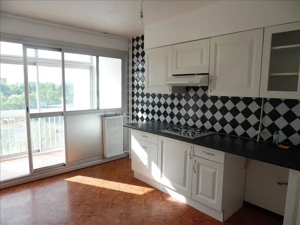 A VENDRE - Appartement