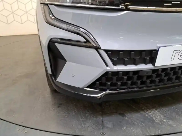 Renault Megane e-tech 220 ch autonomie confort gsr2 — photo 97