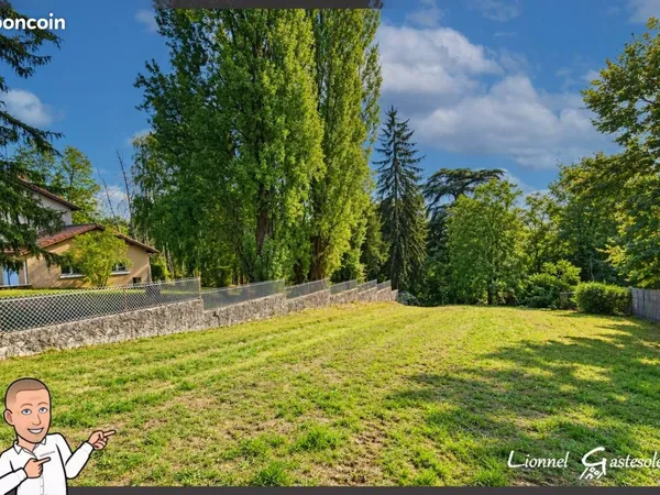 Terrain 2 084 m² Pellegrue