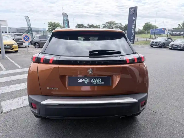 Peugeot 2008 puretech 100 s&amp;s bvm6 — photo 6
