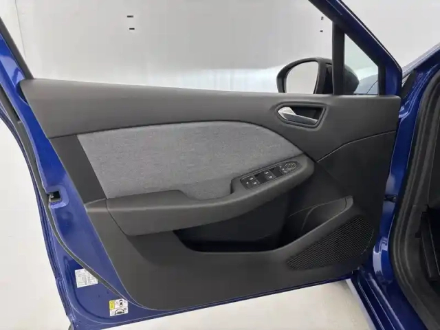 Renault Clio eco-g 100 ch gsr2 — photo 27