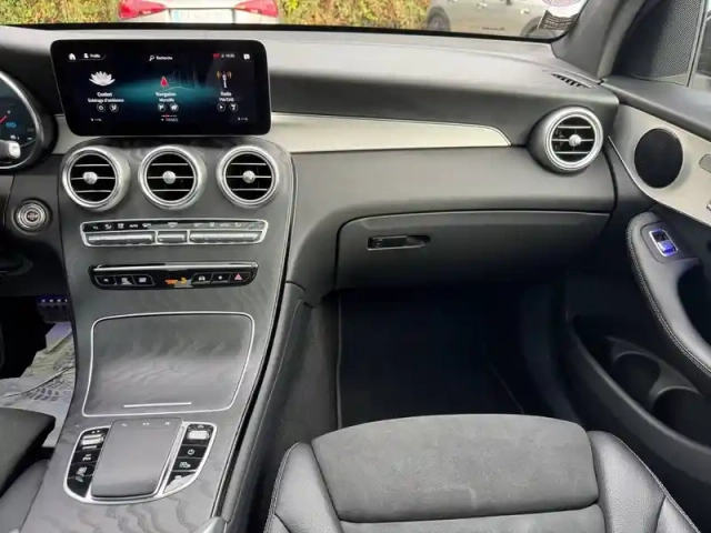 Mercedes Glc 300de 4matic suv amg line — photo 20