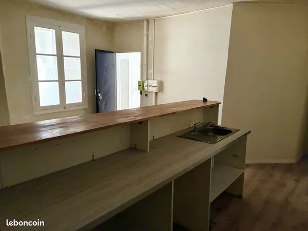 Appartement de 70 m² au premier étage, deux chambres
