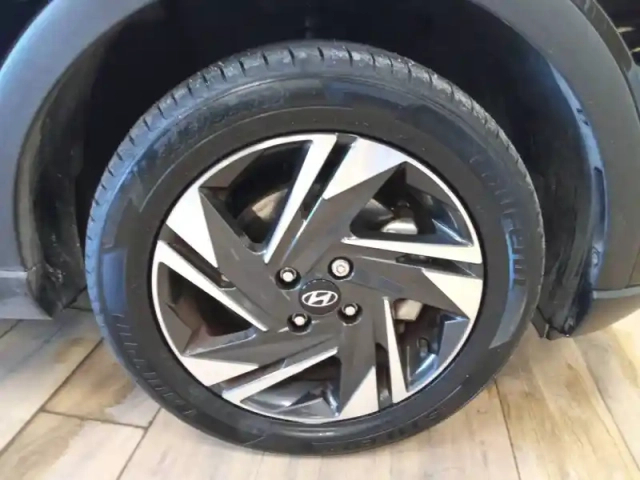 Hyundai Bayon 1.0 t-gdi 100 hybrid 48v — photo 229