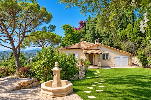 Maison 5 pièces 180 m²