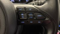 Toyota Yaris 116h Design 5p MY22 — photo 25