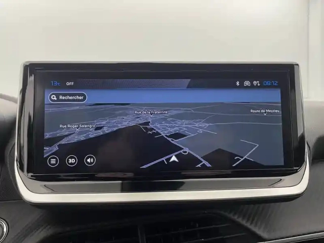 Peugeot 2008 hybrid 145 e-dcs6 — photo 84