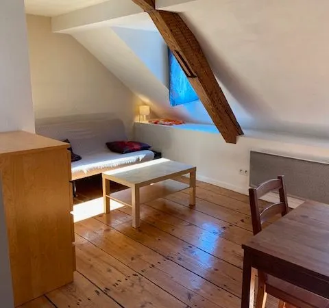 Strasbourg centre joli studio meublé