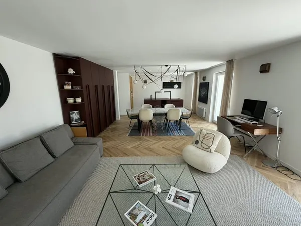 Maison sur les toits au coeur du Beausset