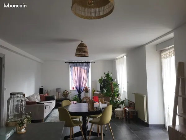 Appartement f3 avec terrasse