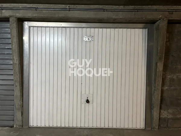 DOUBLE BOX EN SOUS-SOL - AVENUE DE LA REPUBLIQUE AUBERVILLIERS