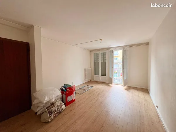 À louer - T3 de 63 m² - Résidence avec ascenseur