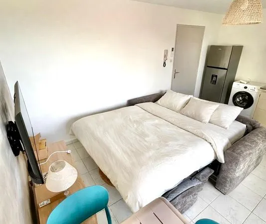 Studio meublé
