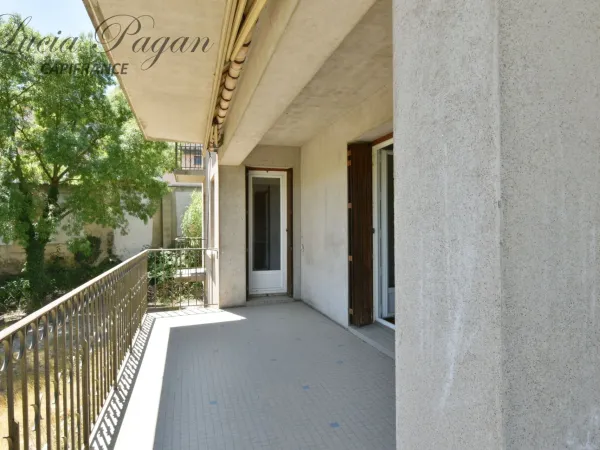 Maison 10 pièces 242 m²
