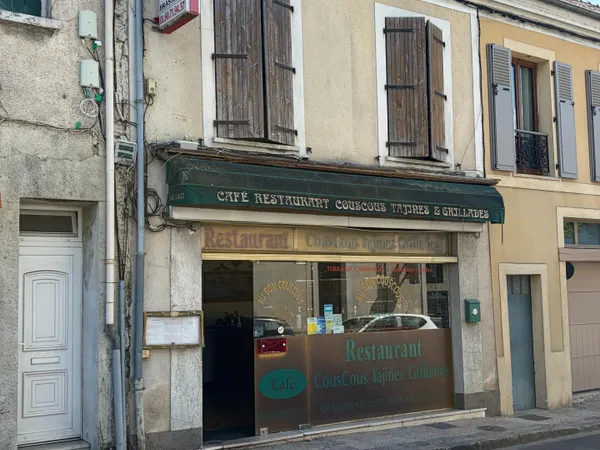 Café-Bar-Restaurant avec logement inclus