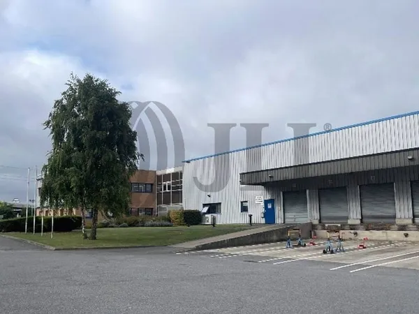 Entrepôt 7000 m²