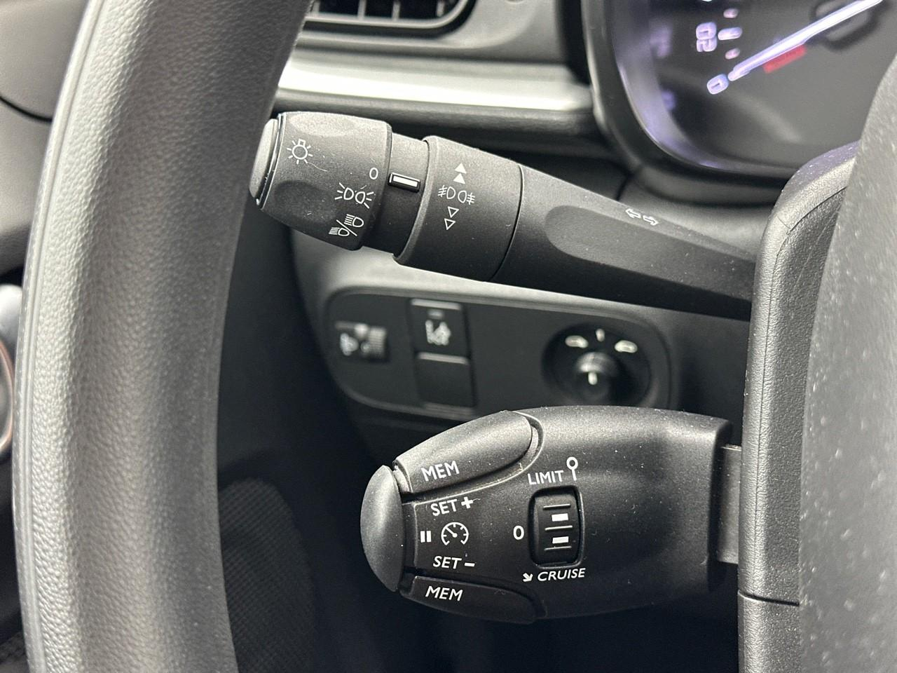 Citroën C3 puretech 83 ch bvm5 you — photo 17