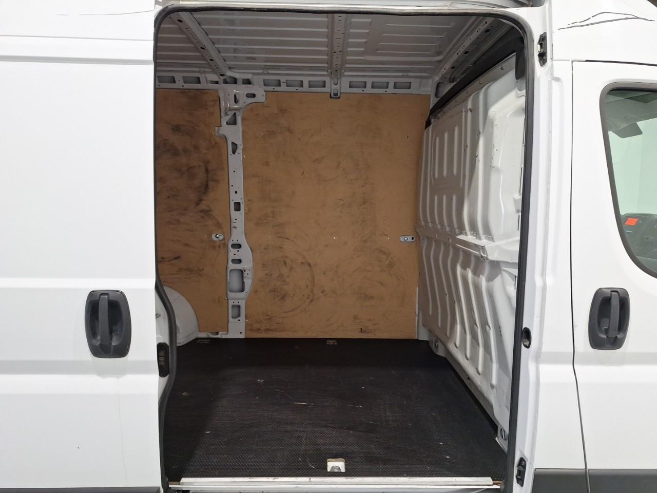 Citroën Jumper tole 35 l2h2 bluehdi 140 s&s bvm6 — photo 10