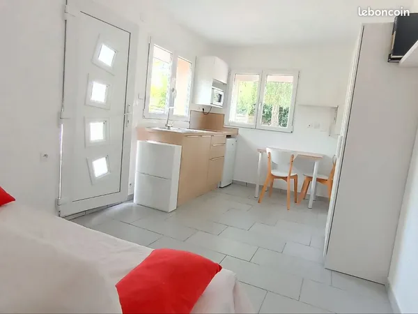Studio 19m2 Fleury-les Aubrais Proche gare Idéal Étudiant-e