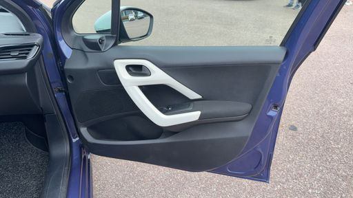 Peugeot 208 1.2 PureTech 68 - Like – 2015 – 73192 km – Essence – Boîte Manuelle — photo 27