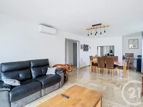 Appartement 4 pièces 101 m²