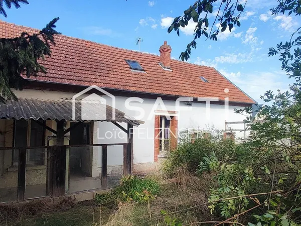 Maison à rénover 105m2, 2 chambres et 637m2 de terrain