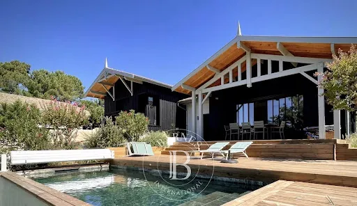 Villa 6 pièces 182 m²