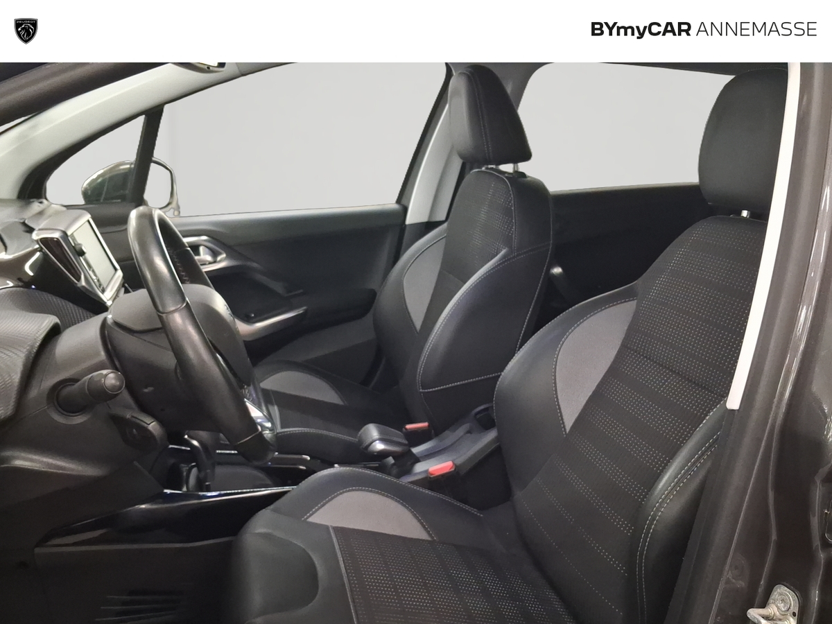 Peugeot 2008 PureTech 110ch S&amp;S EAT6 — photo 11