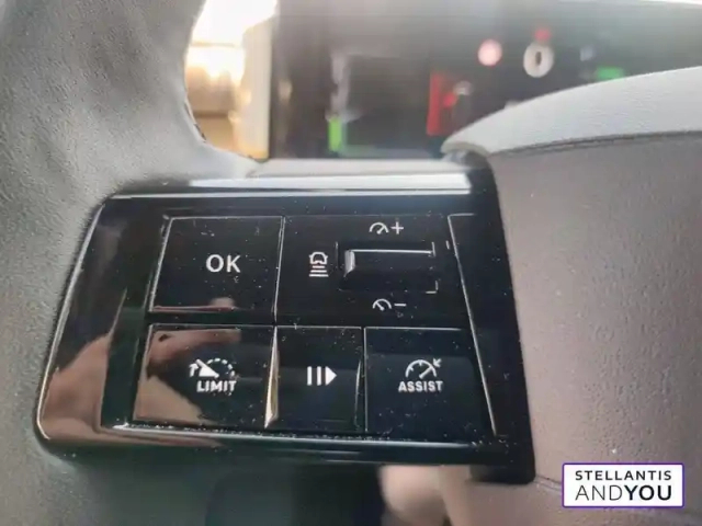Lancia Ypsilon elettrica 156ch — photo 49