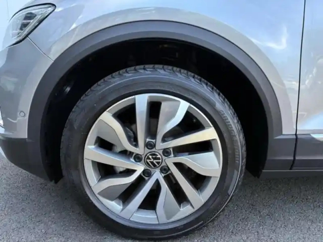 Volkswagen T-Roc 1.5 tsi evo 150ch style exclusive dsg7 — photo 4