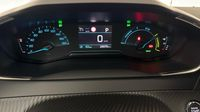 Peugeot 208 e-208 136ch Like — photo 10