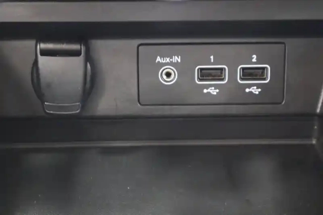 Renault Arkana tce 140 edc fap — photo 101