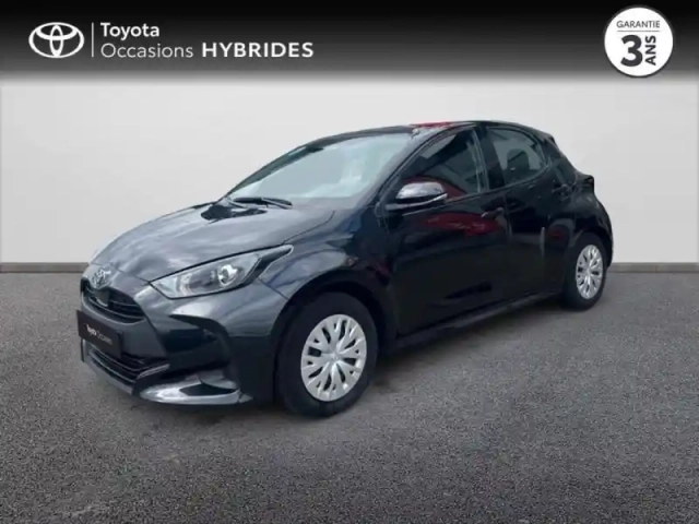 Toyota Yaris 116h dynamic 5p mc24