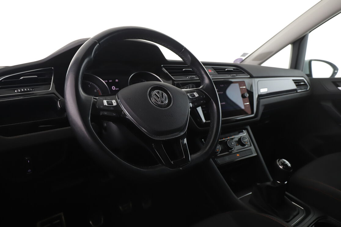 Volkswagen Touran 1.4 TSI BlueMotion Tech Sound — photo 10