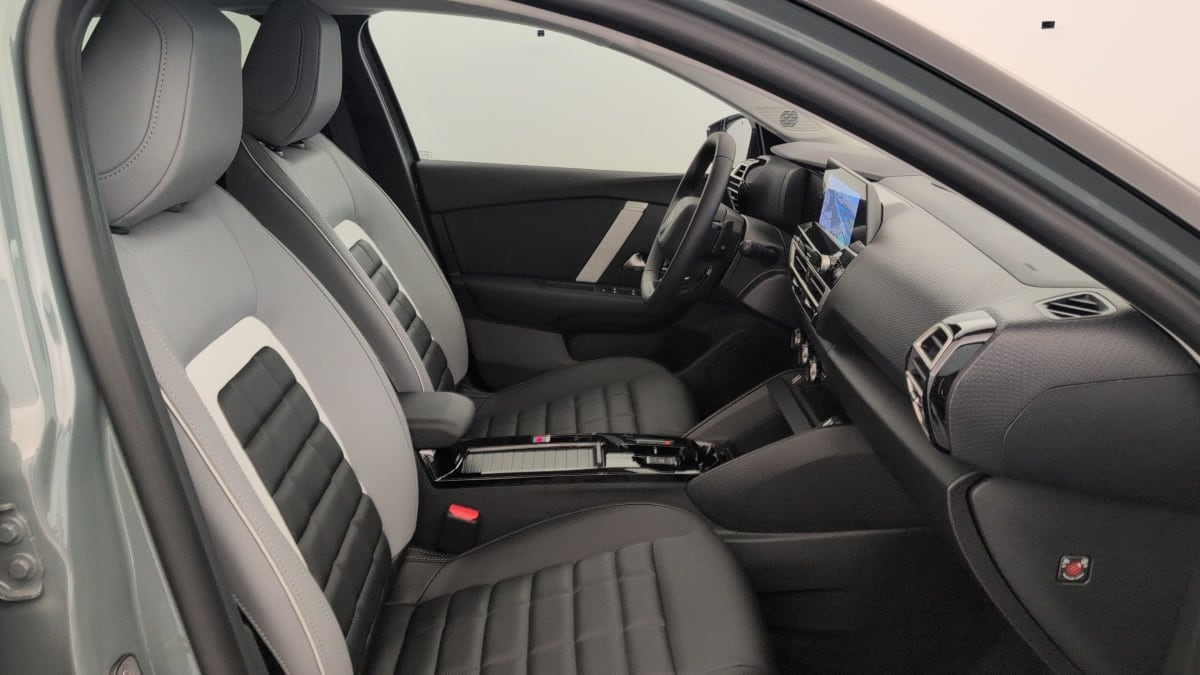 Citroën C4 — photo 19