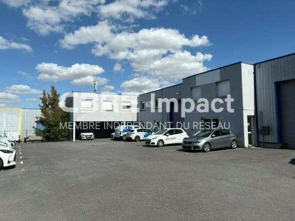 Local d'activité 1456 m²