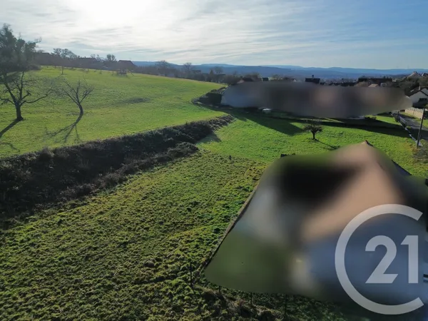 Terrain 890 m²