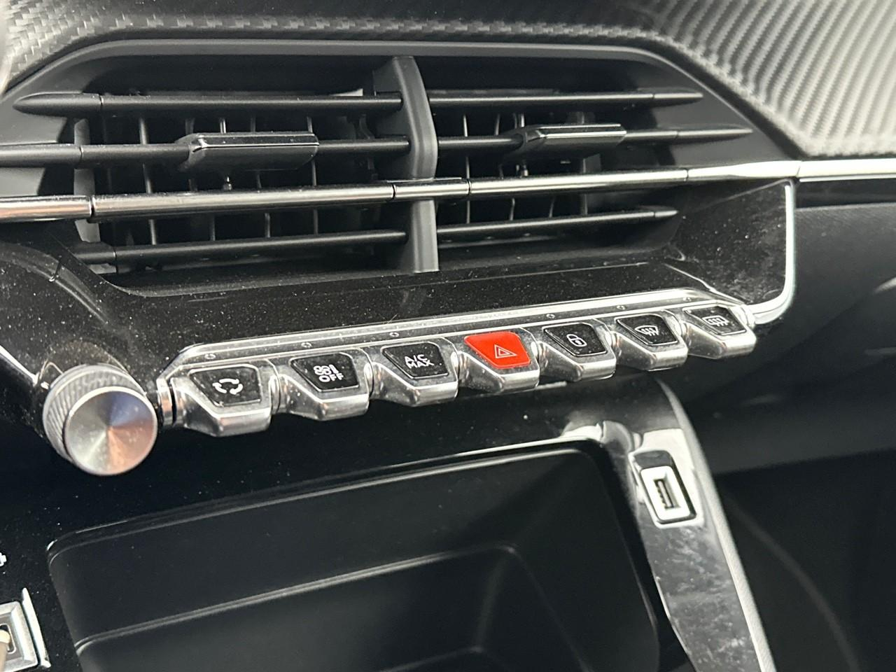 Peugeot 208 puretech 100 s&s bvm6 style — photo 26