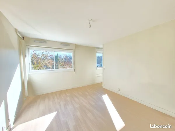 T2 de 49 m² avec belle pièce à vivre - Tours sud