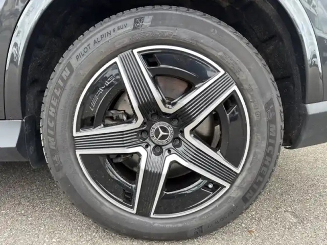 Mercedes Glc 300 de 4matic amg line — photo 9