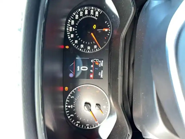 Renault Clio tce 90 — photo 16