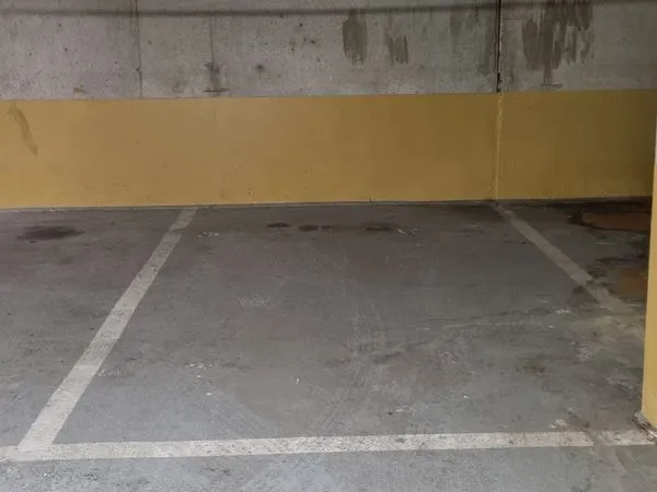 Sainte maxime centre-ville Location place parking couverte