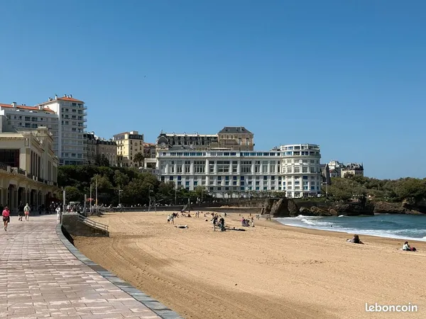 Appartement 9 pièces 188 m²