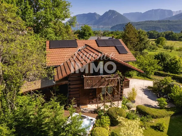 Chalet avec vue lac à St-Jorioz + T2 indépendant